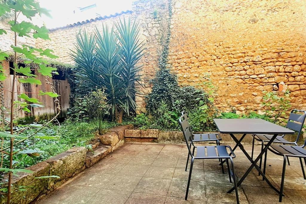 Le Patio - Cinelodge Avec Jardin 푸아티에 외부 사진